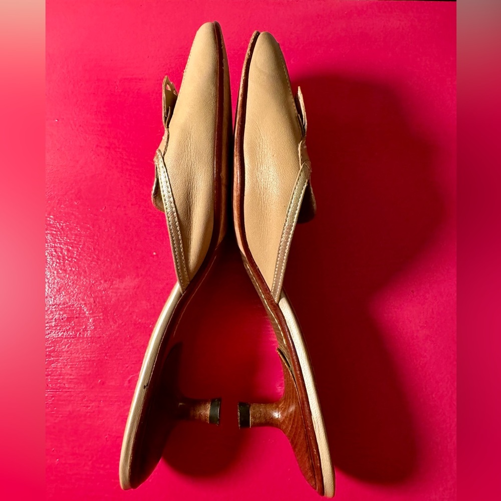 Vintage Cole Haan Beige Leather Fringed Kiltie Kitten Heel Square Toe Shoe - Picture 5 of 6